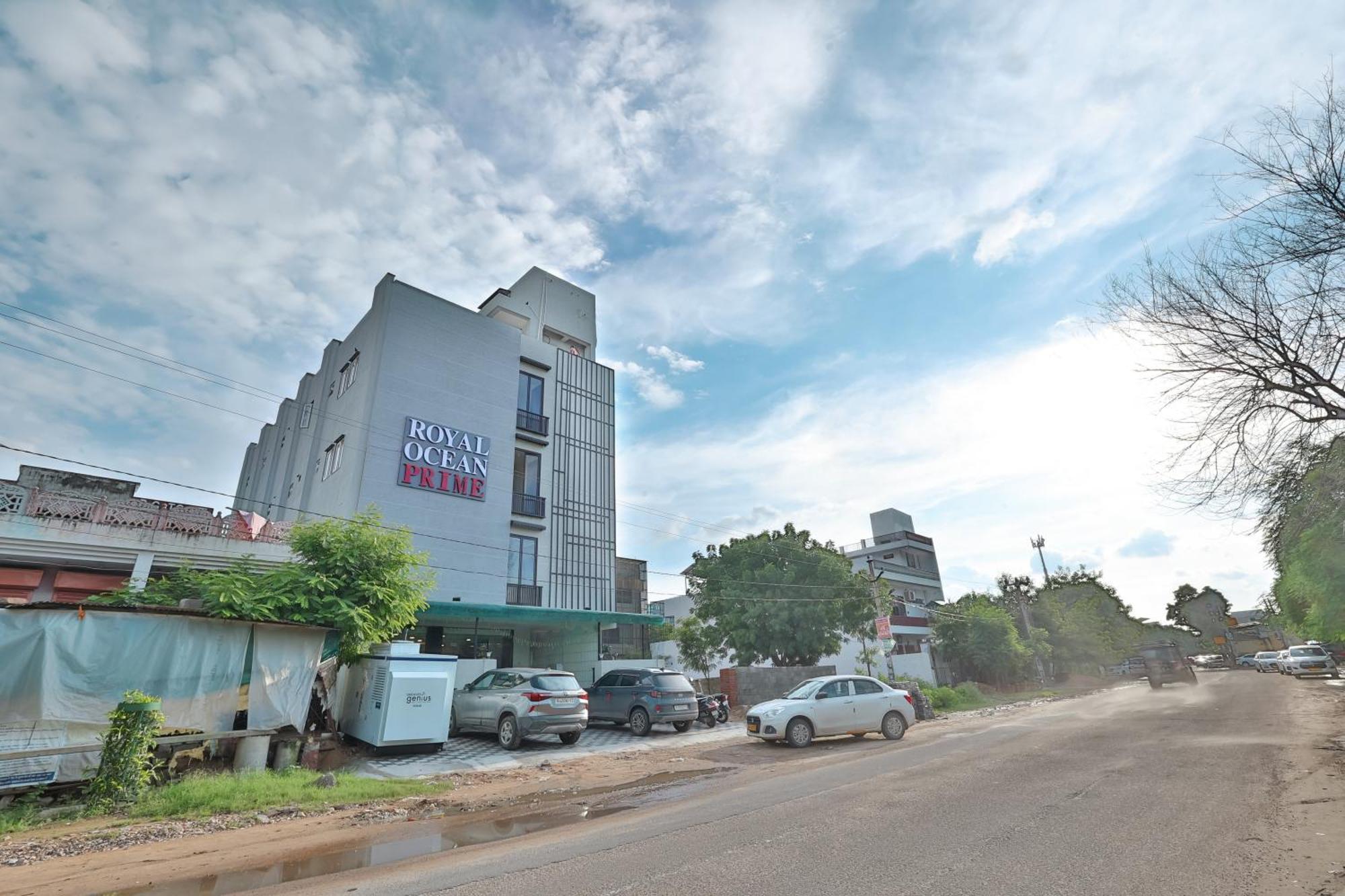 Royal Ocean Prime Hotel Jaipur Eksteriør billede
